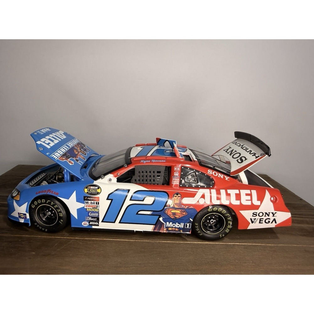 Ryan Newman 2004 Alltel Justice League #12 Team Caliber NASCAR 1/24Diecast Dodge